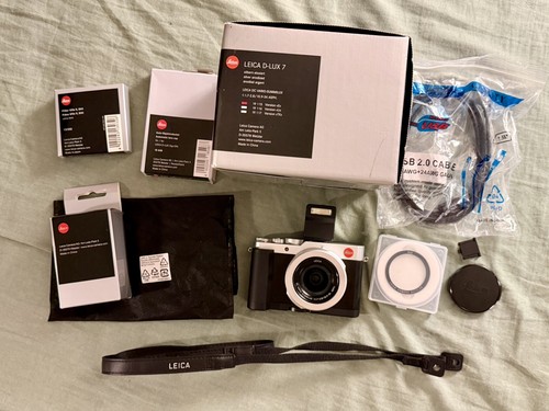 Near mint leica lux 7 - *near,