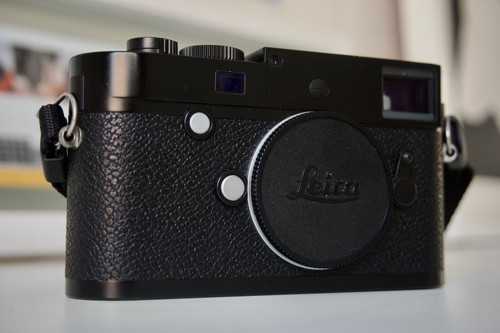 Leica black - leica, 240)
