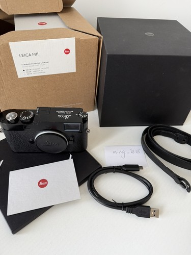 Leica m11 glossy black - leica,